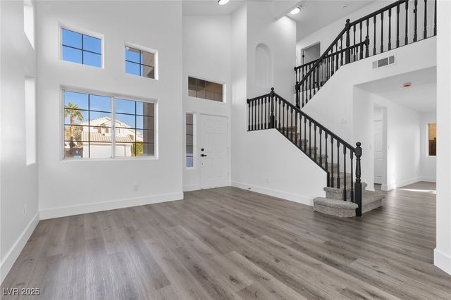 5213 Standing Rock Place, Las Vegas, NV 89130