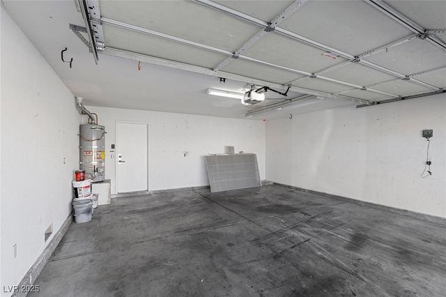 5213 Standing Rock Place, Las Vegas, NV 89130