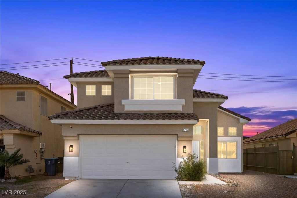 5213 Standing Rock Place, Las Vegas, NV 89130