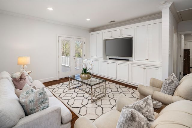 8622 Wingate Drive, Dallas, TX 75209