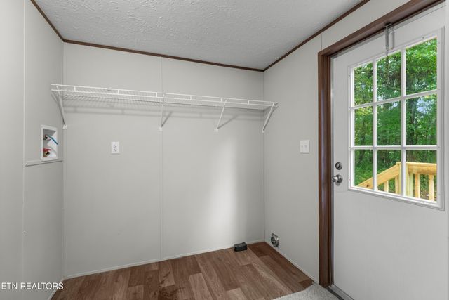 308 Mill Rd, Wartburg, TN 37887