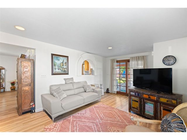 6160 E 65th Ave, Commerce City, CO 80022