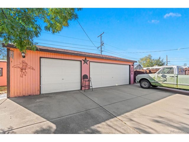 6160 E 65th Ave, Commerce City, CO 80022