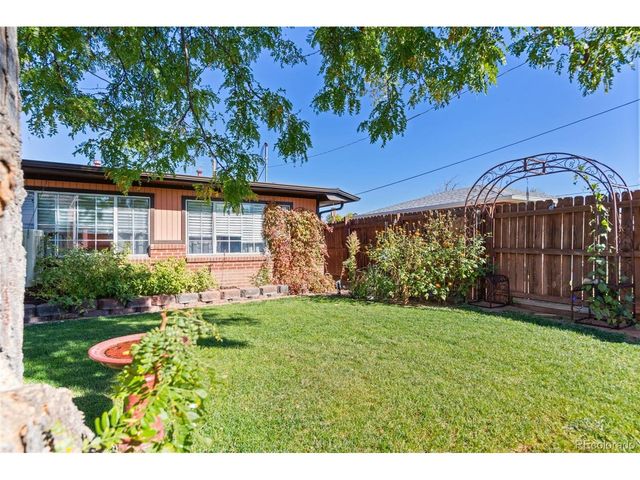 6160 E 65th Ave, Commerce City, CO 80022