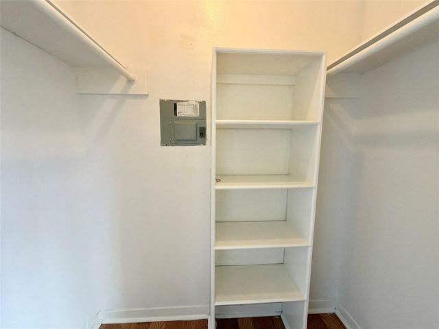 10156 Waterstone Drive, Houston, TX 77042