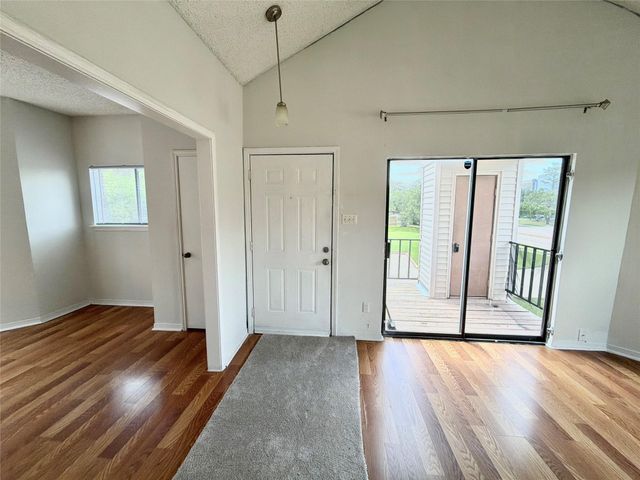10156 Waterstone Drive, Houston, TX 77042