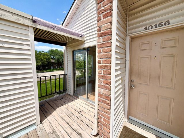 10156 Waterstone Drive, Houston, TX 77042