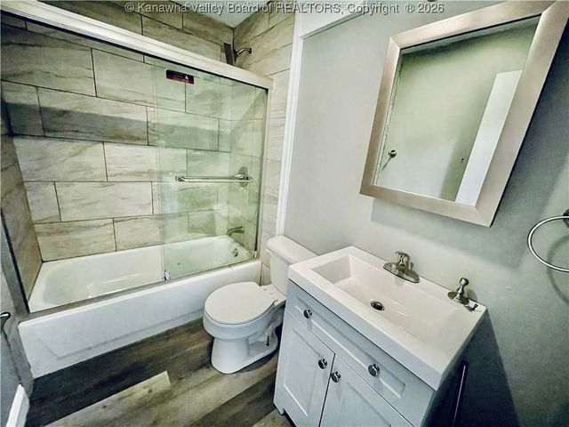 5 Fairview Acres, South Charleston, WV 25309