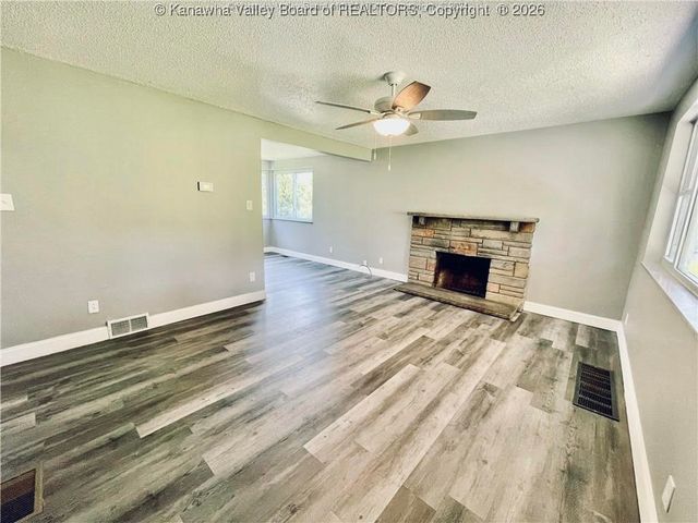 5 Fairview Acres, South Charleston, WV 25309