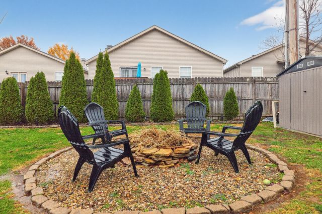 913 Pinoak Drive, Nicholasville, KY 40356