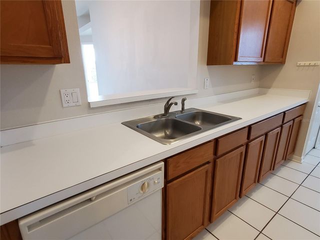 9307 HUNTINGTON PARK WAY, Tampa, FL 33647