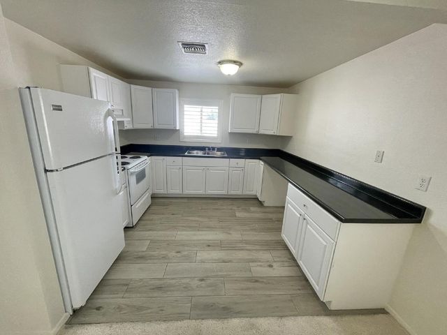 3860 E Acoma Drive, Phoenix, AZ 85032