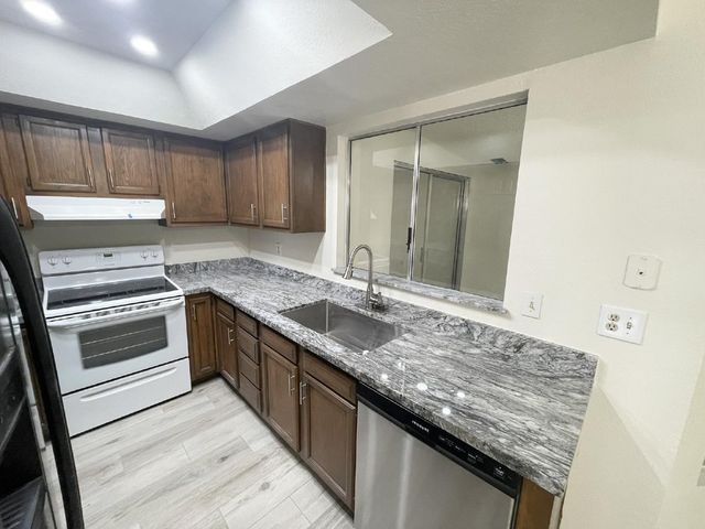 3860 E Acoma Drive, Phoenix, AZ 85032