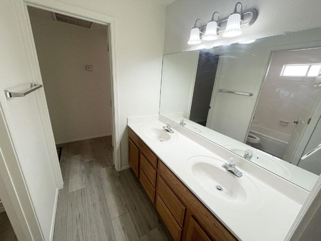 3860 E Acoma Drive, Phoenix, AZ 85032