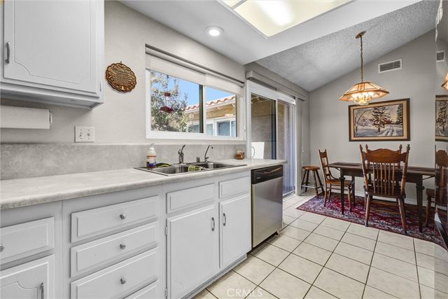 3050 Via Serena S B, Laguna Woods, CA 92637