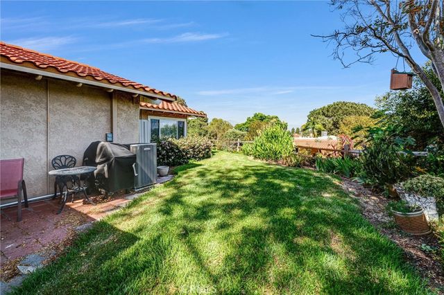 3050 Via Serena S B, Laguna Woods, CA 92637