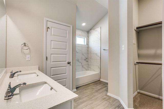 2800 Joe Dimaggio BLVD 65, Round Rock, TX 78665