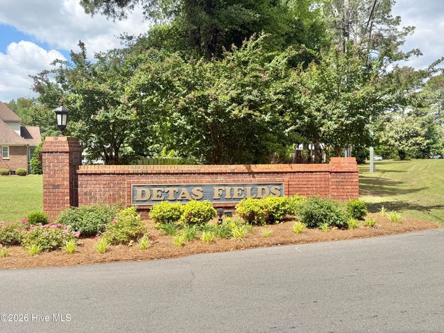 2886 Fox Run Circle, Kinston, NC 28504