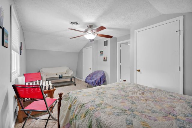 980 S KENRAY LAKE RD, Bedford, IN 47421