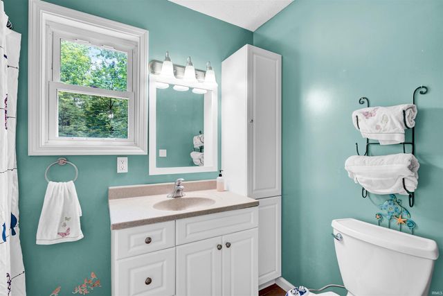 980 S KENRAY LAKE RD, Bedford, IN 47421