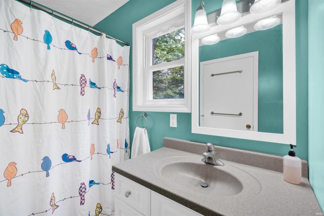 980 S KENRAY LAKE RD, Bedford, IN 47421