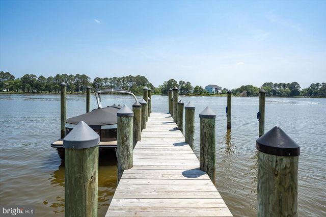 11640 GUM POINT RD, Berlin, MD 21811