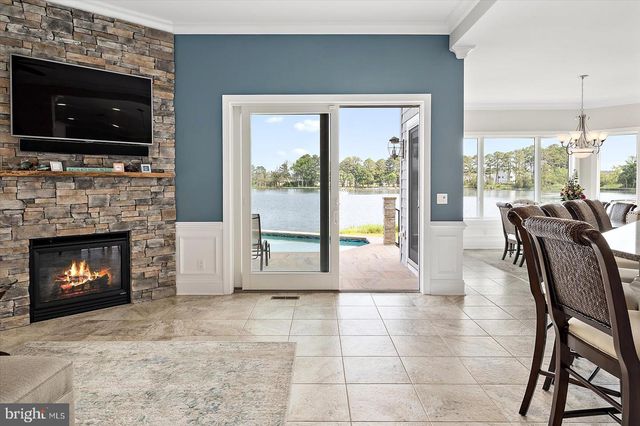 11640 GUM POINT RD, Berlin, MD 21811