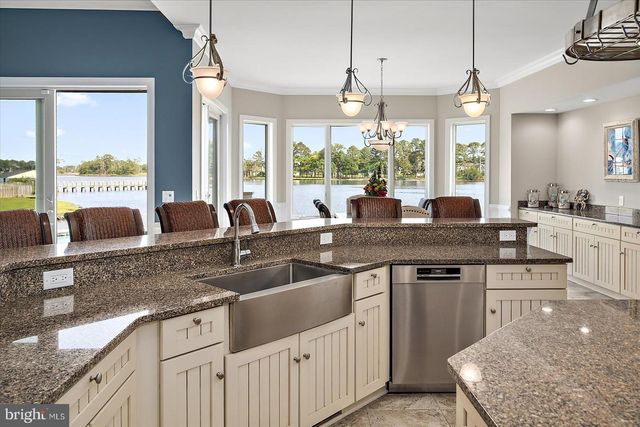 11640 GUM POINT RD, Berlin, MD 21811