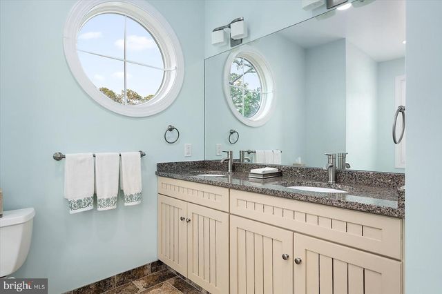 11640 GUM POINT RD, Berlin, MD 21811