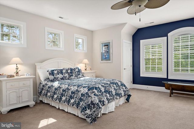 11640 GUM POINT RD, Berlin, MD 21811