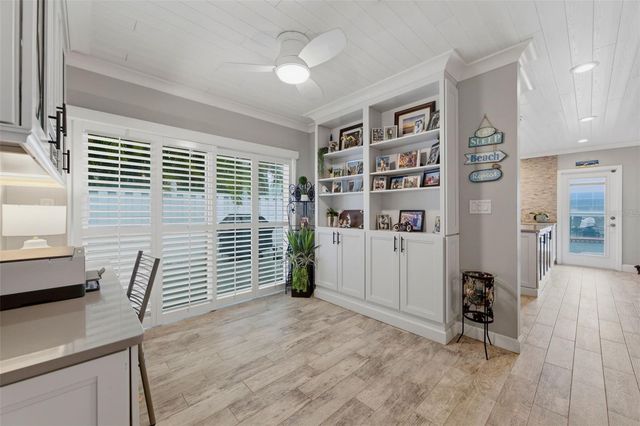 137 12TH STREET E, Tierra Verde, FL 33715