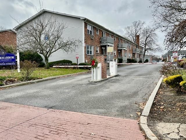 235 FAIRHARBOR Drive 235, Patchogue, NY 11772