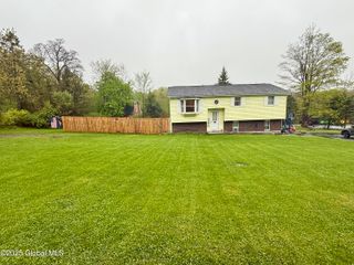 13 Breeze Dale Drive, Sand Lake, NY 12018