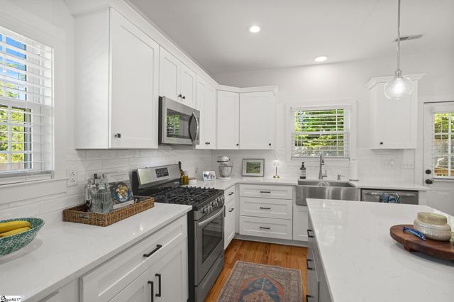 12 Harris Lane, Greenville, SC 29607