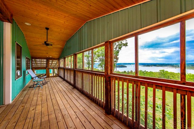 4 Long Hill Rd., Higden, AR 72067