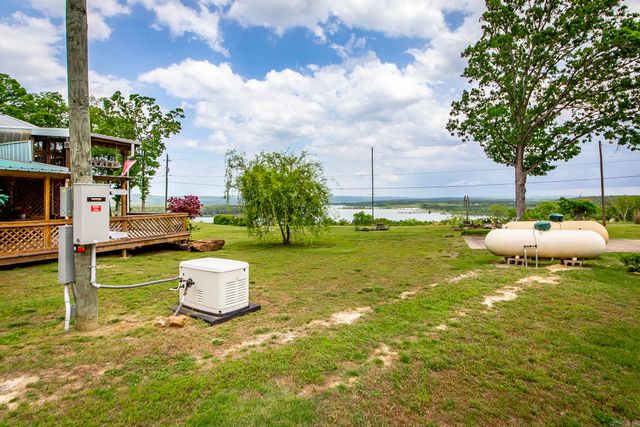 4 Long Hill Rd., Higden, AR 72067