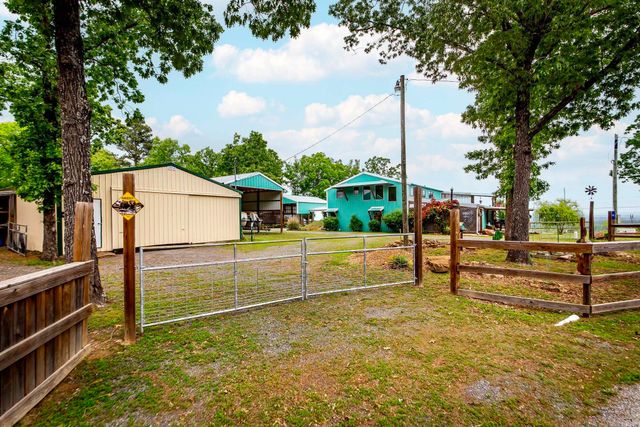 4 Long Hill Rd., Higden, AR 72067