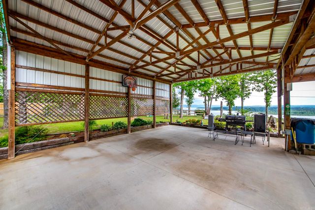4 Long Hill Rd., Higden, AR 72067