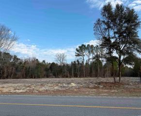 10550 W Highway 19, Loris, SC 29569