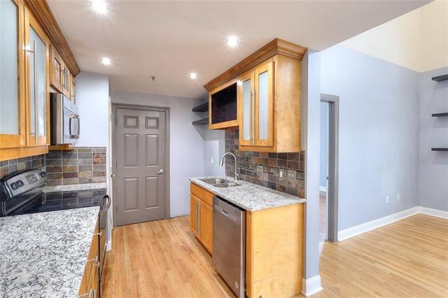 2465 Main Street 302, East Point, GA 30344