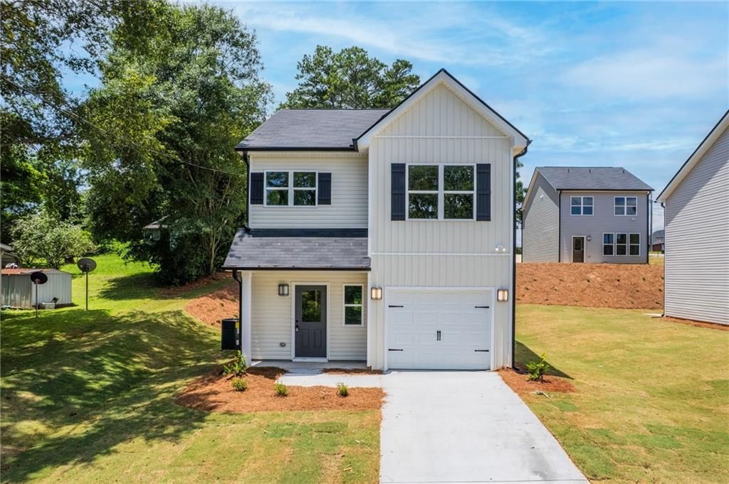 74 S Hill Street, Toccoa, GA 30577