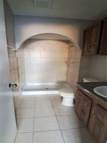 9724 White Ash Road, Dallas, TX 75249