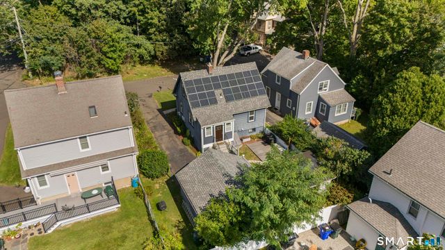71 School Street, Fairfield, CT 06824