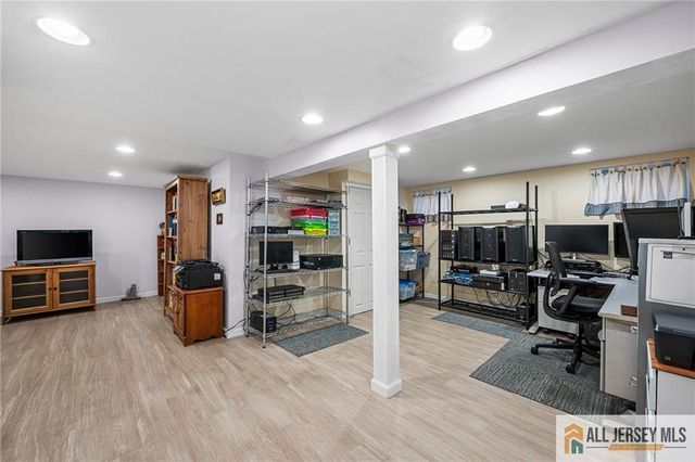 325 Willowbrook Drive, North Brunswick, NJ 08902