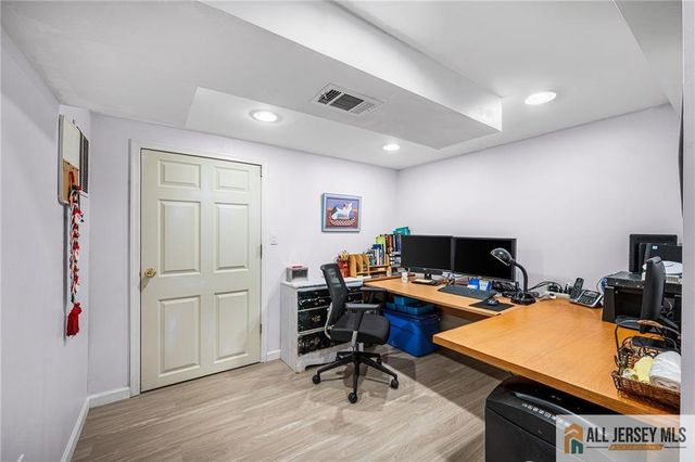 325 Willowbrook Drive, North Brunswick, NJ 08902