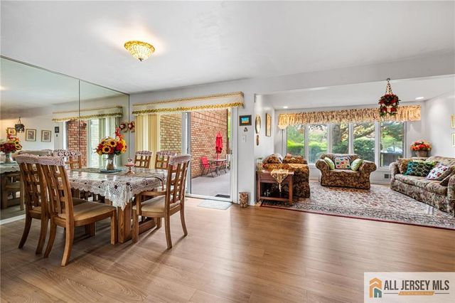 325 Willowbrook Drive, North Brunswick, NJ 08902