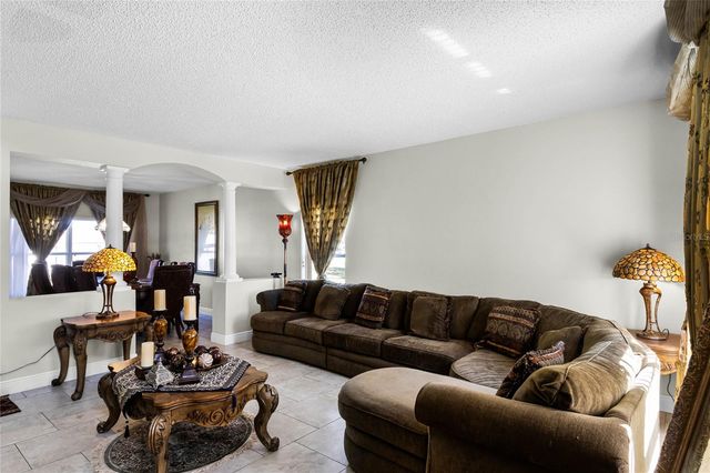 1907 LAKEVIEW WAY, Kissimmee, FL 34759