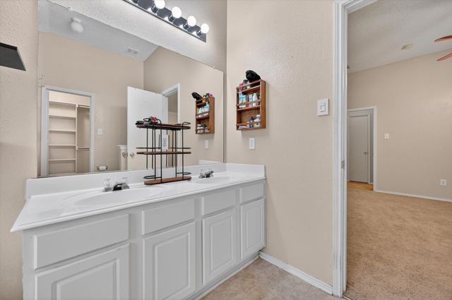 1001 Ridge Top Drive, Burleson, TX 76028