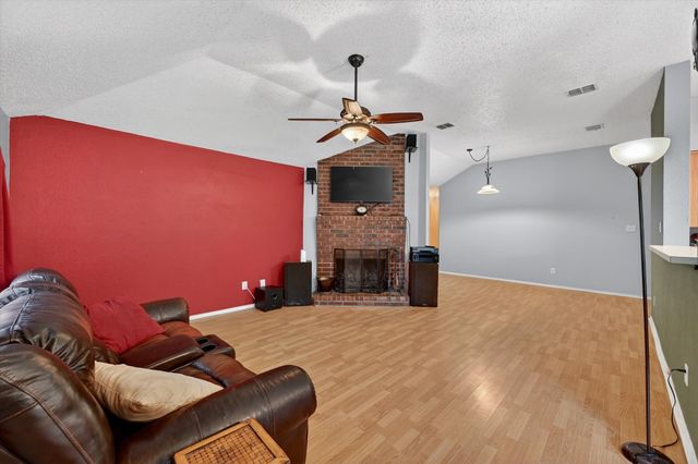 1001 Ridge Top Drive, Burleson, TX 76028