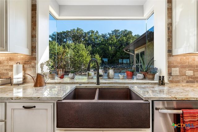 1420 Capitare, New Braunfels, TX 78132